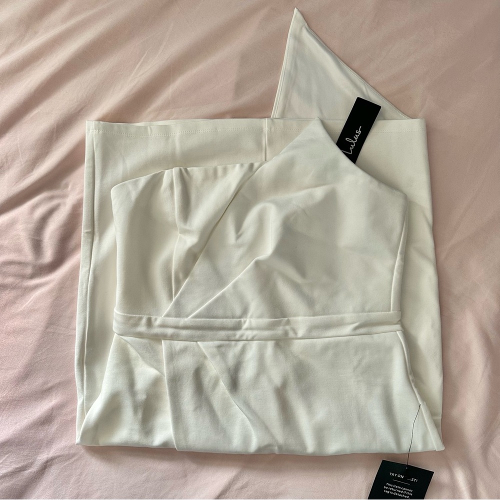 white strapless dress